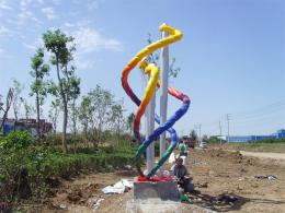 hj1738 不銹鋼雕塑-針線之魅_青島國際服裝城不銹鋼雕塑、石雕、玻璃鋼雕塑_濱州宏景雕塑有限公司